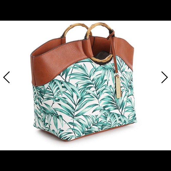 Bag - Picture 1 of 7